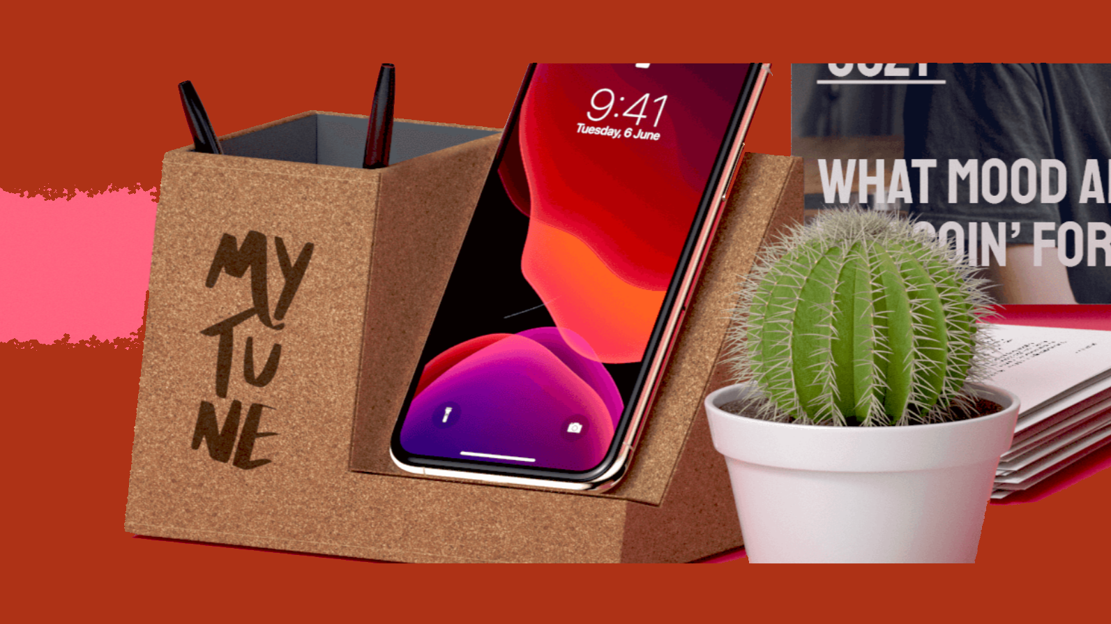 <p>Bucket, wireless cork charger and pen holder</p>
